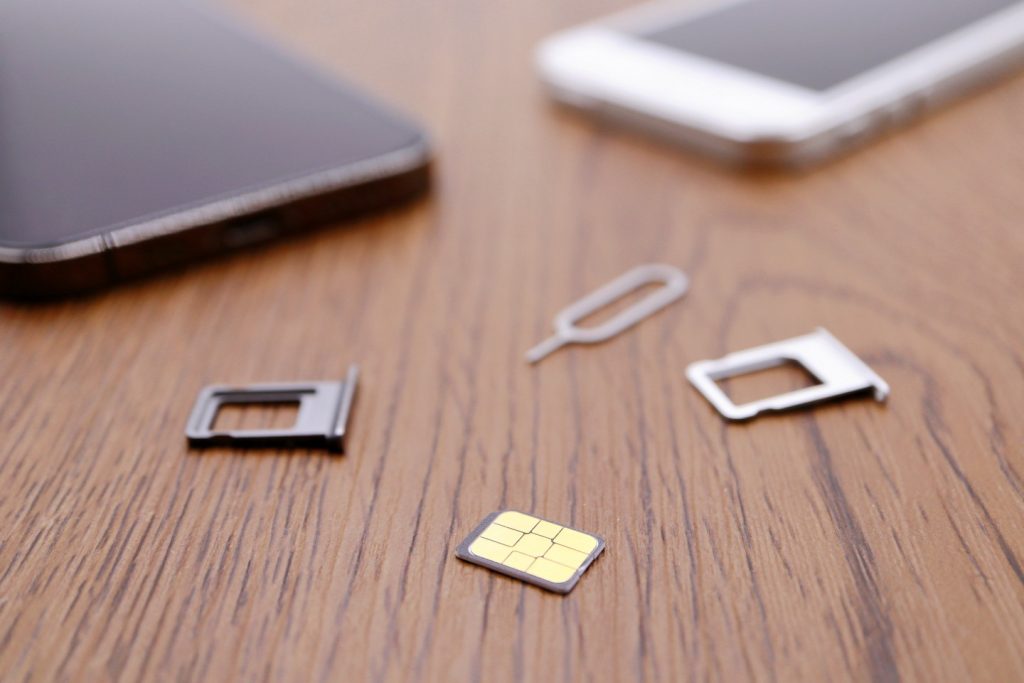 smartphones with sim cards removed from phone